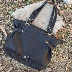 The SAK leather purse with stitching detail